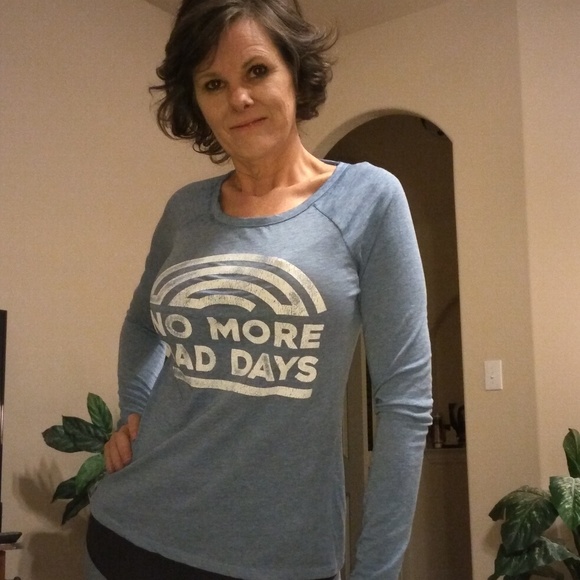 TShirt Top graphic No More Bad Days long sleeve - Picture 4 of 6